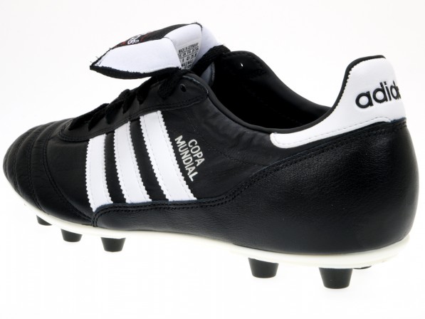 chaussure de foot adidas copa mondial