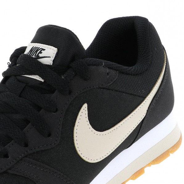 chaussure nike md runner