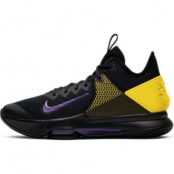 chaussure basket ball nike