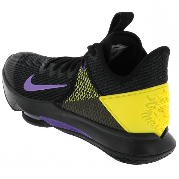 nike lebron homme