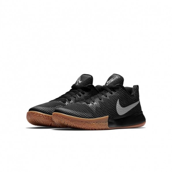 chaussure basketball femme nike