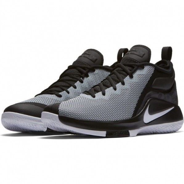 chaussure basket ball nike