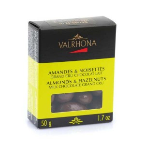 Amandes et noisettes au grand cru chocolat lait - Valrhona - Boîte 50g