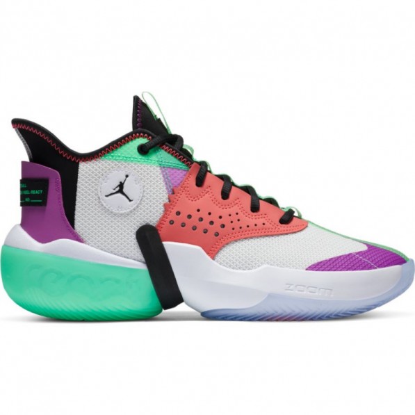 Chaussure de basketball homme sale jordan