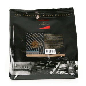 Chocolat de couverture Valrhona fèves grand cru caraïbe noir 66% - Sachet 1kg
