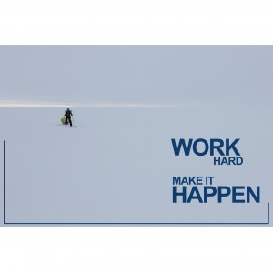 Tirage photo aluminium dédicacé "Work hard" 75x50