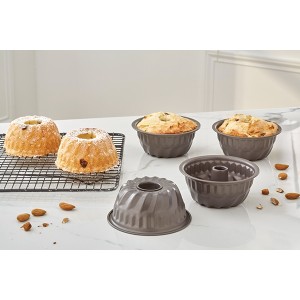 Set de 4 moules à mini kouglof acier revêtement antiadhérent 10 cm Mathon